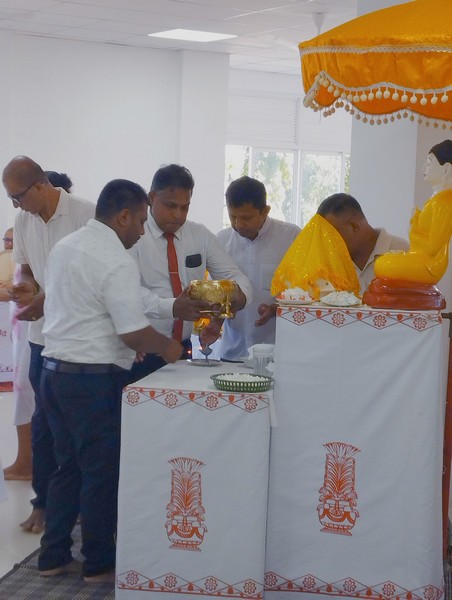 SangithaDakshinainsideNewBuildingHomagamaDS 12