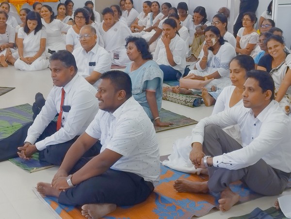 SangithaDakshinainsideNewBuildingHomagamaDS 15