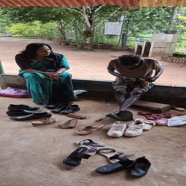 20250622schoolbagshoes 5