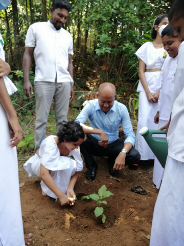 "Aharin Sapiri Kolomthotak" Cultivation War Monitoring Program / Homagama (2022-07-19)