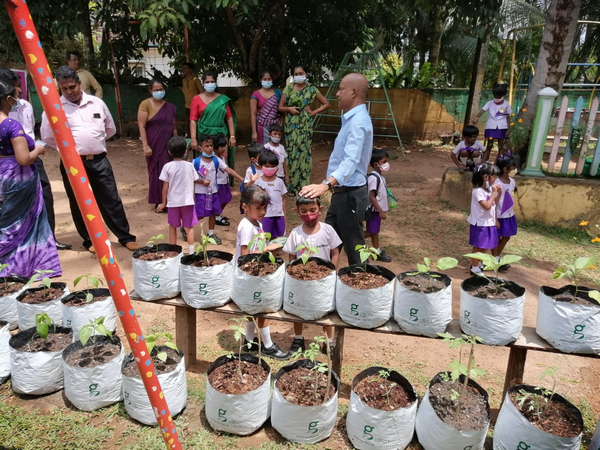 "Aharin Sapiri Kolomthotak" Cultivation War Monitoring Program / Homagama (2022-07-19)