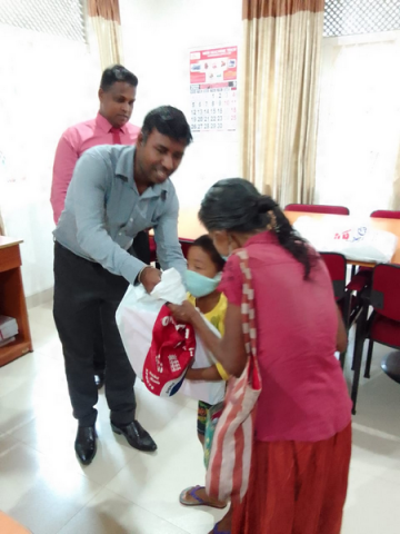 Providing school equipment / Homagama (2022-09-05)