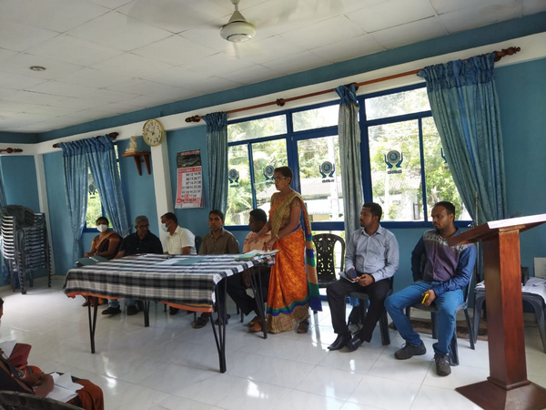 Conducting Hetty's Oya Kanna meeting / Homagama (2022-09-25)