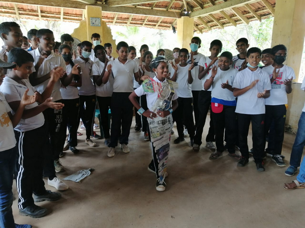 A "One Day Leadership Training Camp" at Homagama Navalamulla Village in celebration of World Children's Day (2022-10-01)