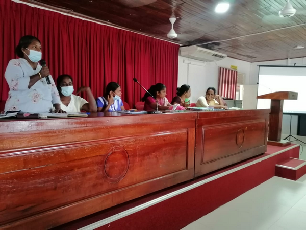 Conducting Homagama Samurdhi divisional organization meeting (2022-10-10)
