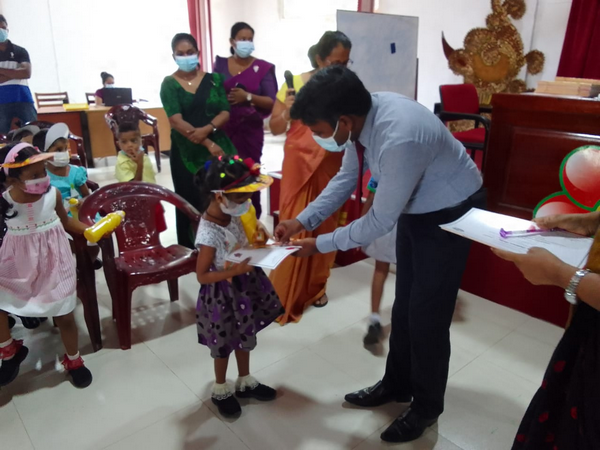 "Aruna Dakina Rata" Art Workshop and Evaluation Program Homagama (2022-06-22)
