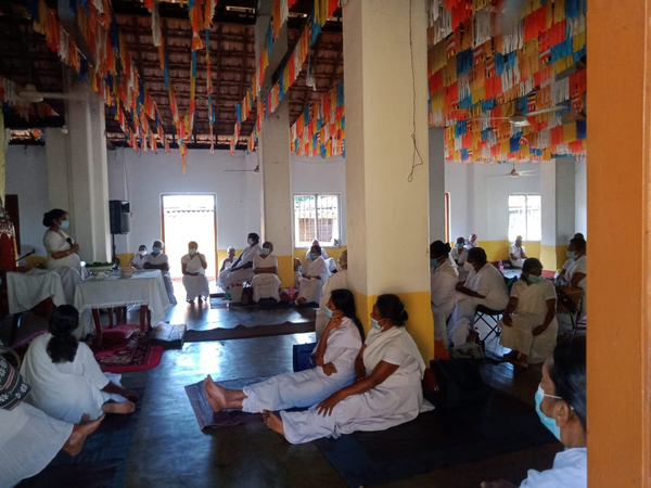 A program for the residents who celebrated Nikini Pun Pohodina in Homagama Mullegama