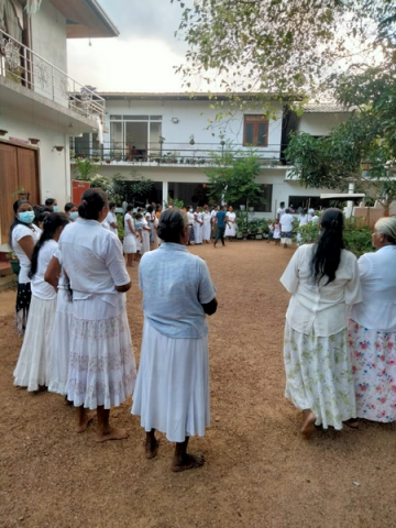 Nikini Pura Pasaloswaka Poya Pingkam / Homagama (Kirivattuduwa North)