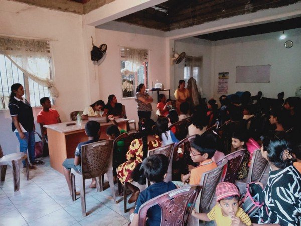A children's club for Prasannapura children (2023-10-20) 