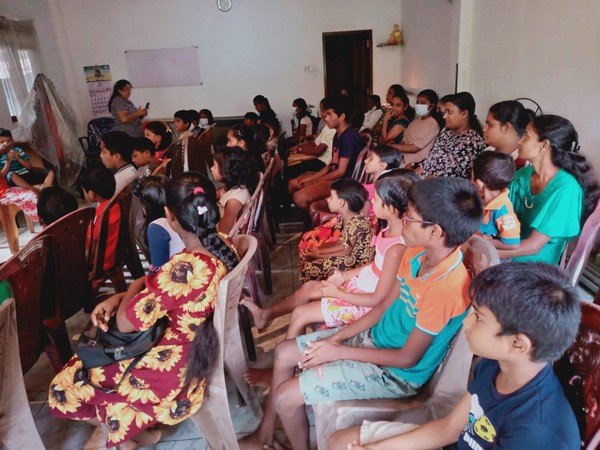 A children's club for Prasannapura children (2023-10-20) 