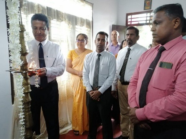 Handover of "Diriya" home to Diriya Kataka at Homagama Uduwana (2023-10-20)