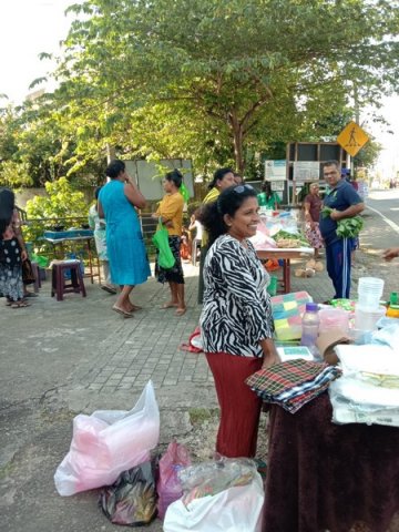Many market programs from the union of women in many divisions