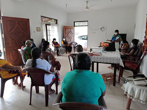 " සිංහ අරණ " වැඩිහිටි  නිවාසයට ඔසු  උයනක්  / හෝමාගම 